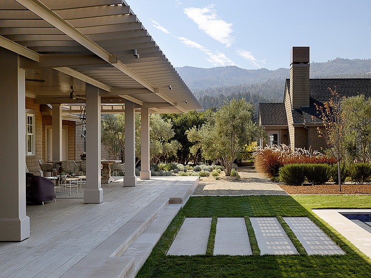 Wine Country Retreat by Andrew Mann Architecture