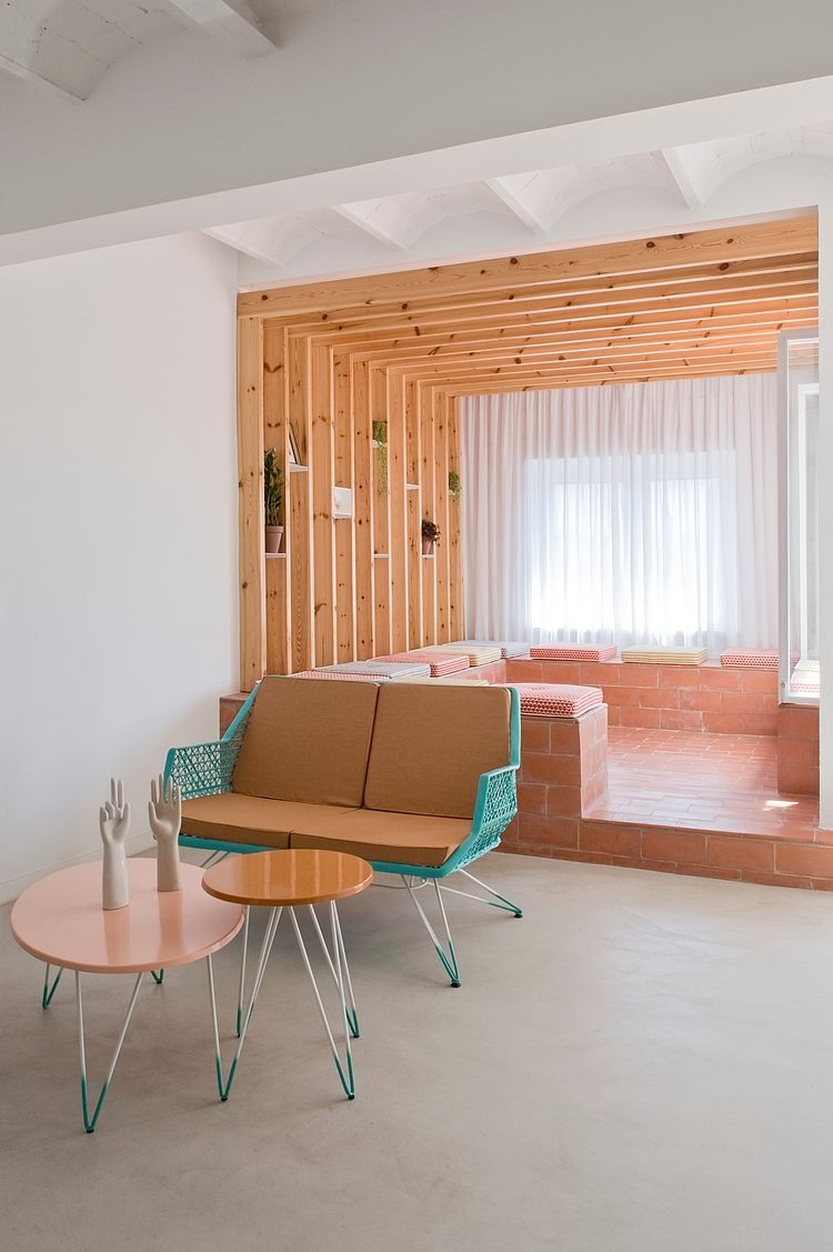 Rocha Apartment by CaSA