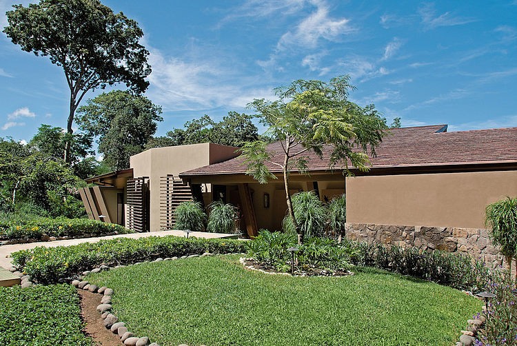 Bartlett Residence by Sarco Architects