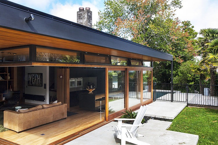 Marine Parade by Dorrington Atcheson Architect