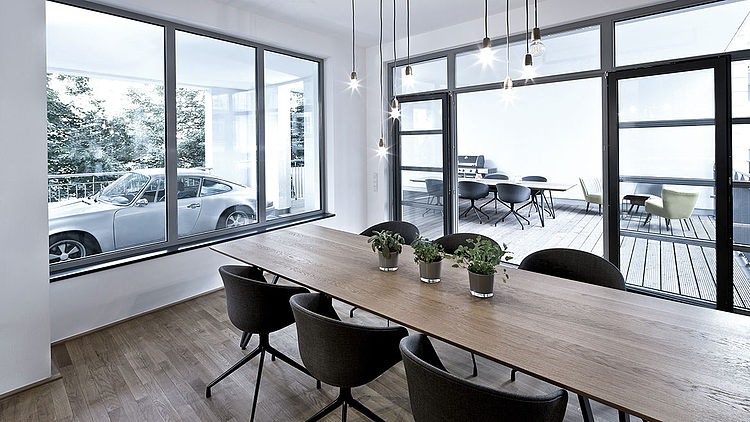 CarLoft Apartment