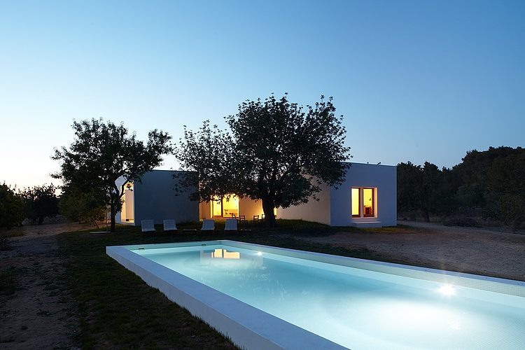 House in Ibiza by Roberto Ercilla Arquitectura