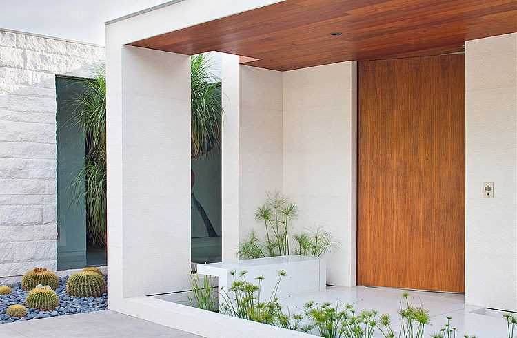 Trousdale Residence by Studio William Hefner