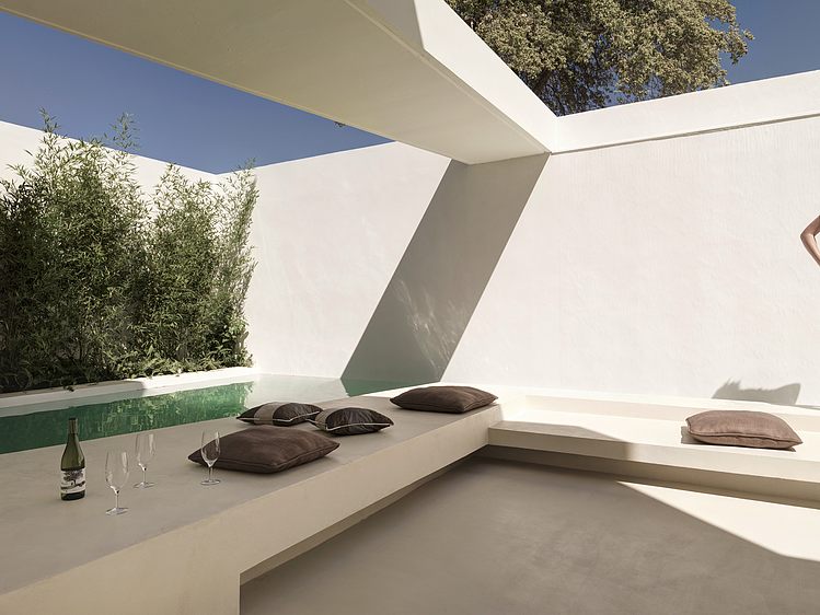 House over a Garden by Gus Wüstemann Architects