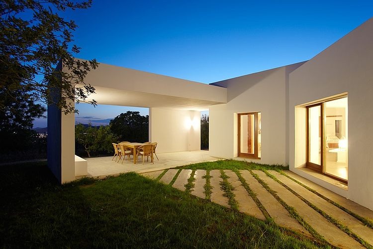 House in Ibiza by Roberto Ercilla Arquitectura