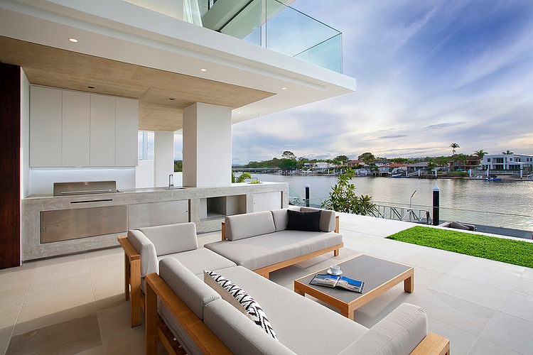 Mooloolah House by Gerald Smith