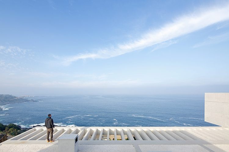 Mo House by Gonzalo Mardones Arquitecto