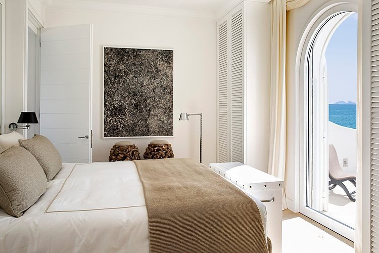 Villa in Sabaudia by Stefano Dorata Architetto