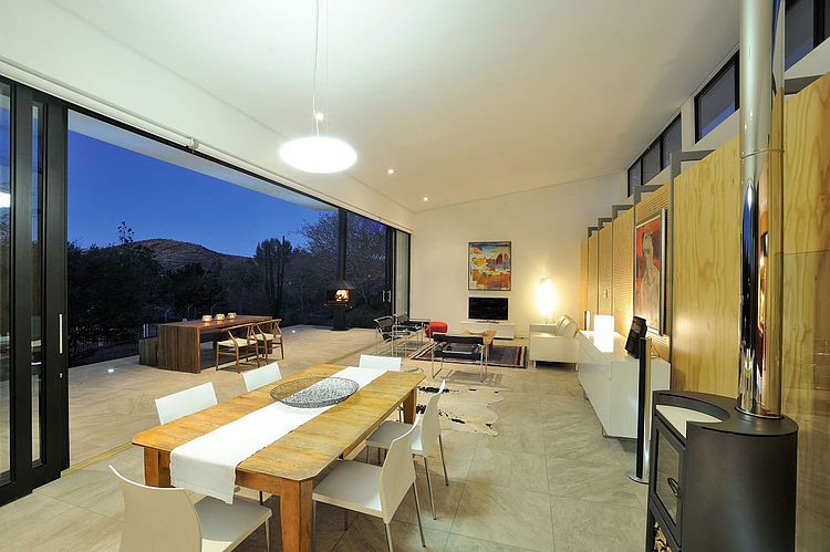House in Namibia by Wasserfall Munting Architects