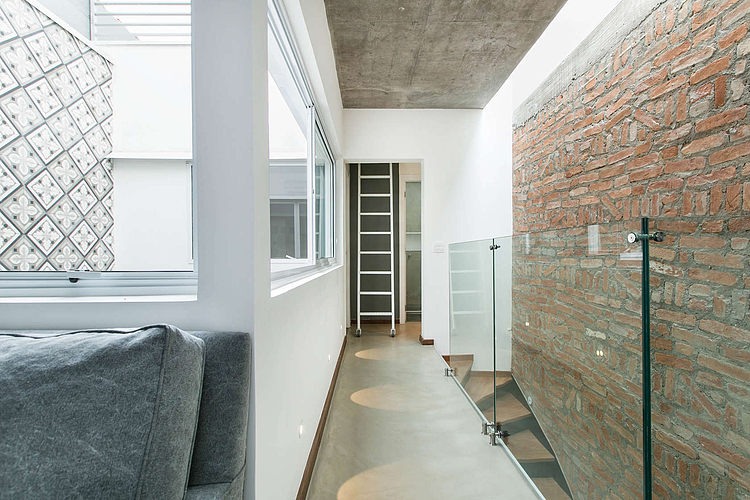 Itaim Vila House by Dtestudio