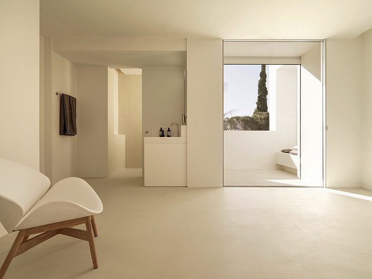 House over a Garden by Gus Wüstemann Architects