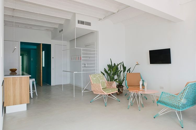 Rocha Apartment by CaSA