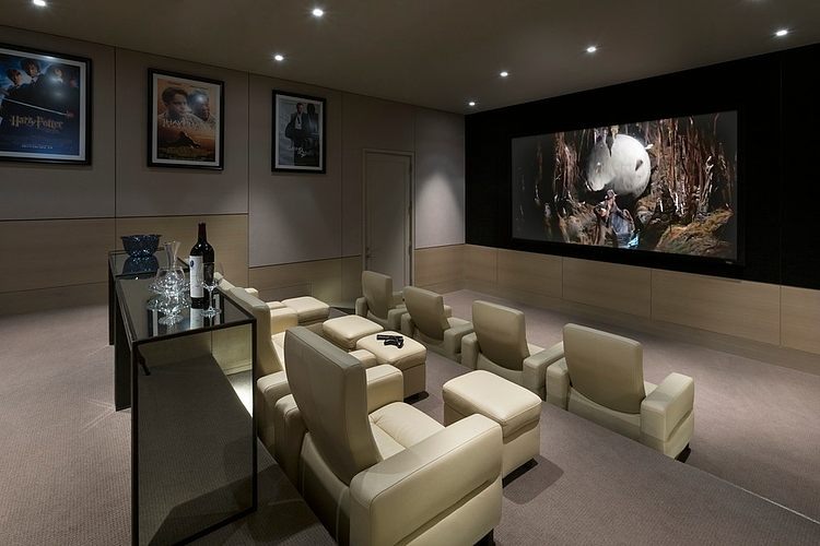 Atherton Estate by Favreau Design