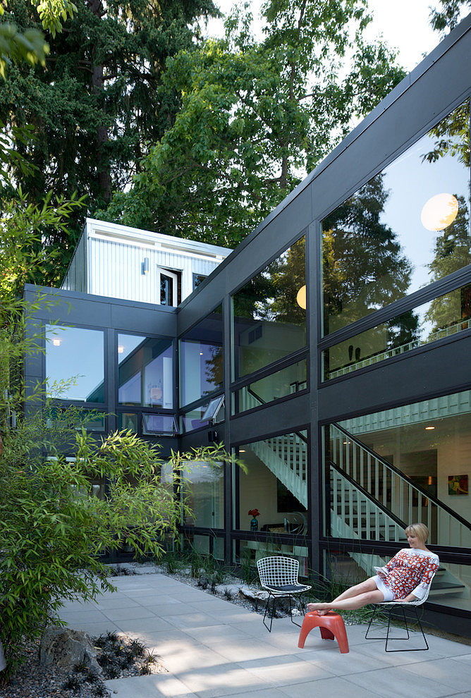 MCM Lakehouse by Schemata Workshop