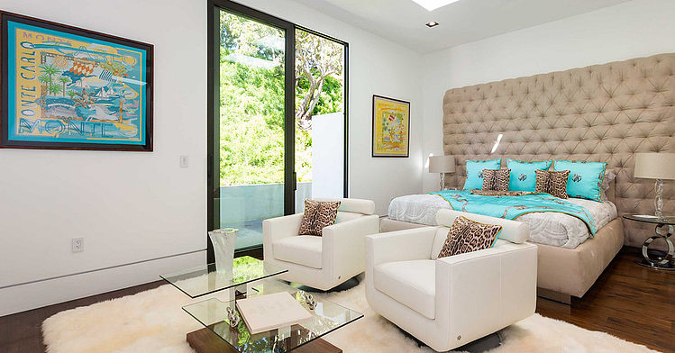 House in Beverly Hills by Ferrugio Design + Associates
