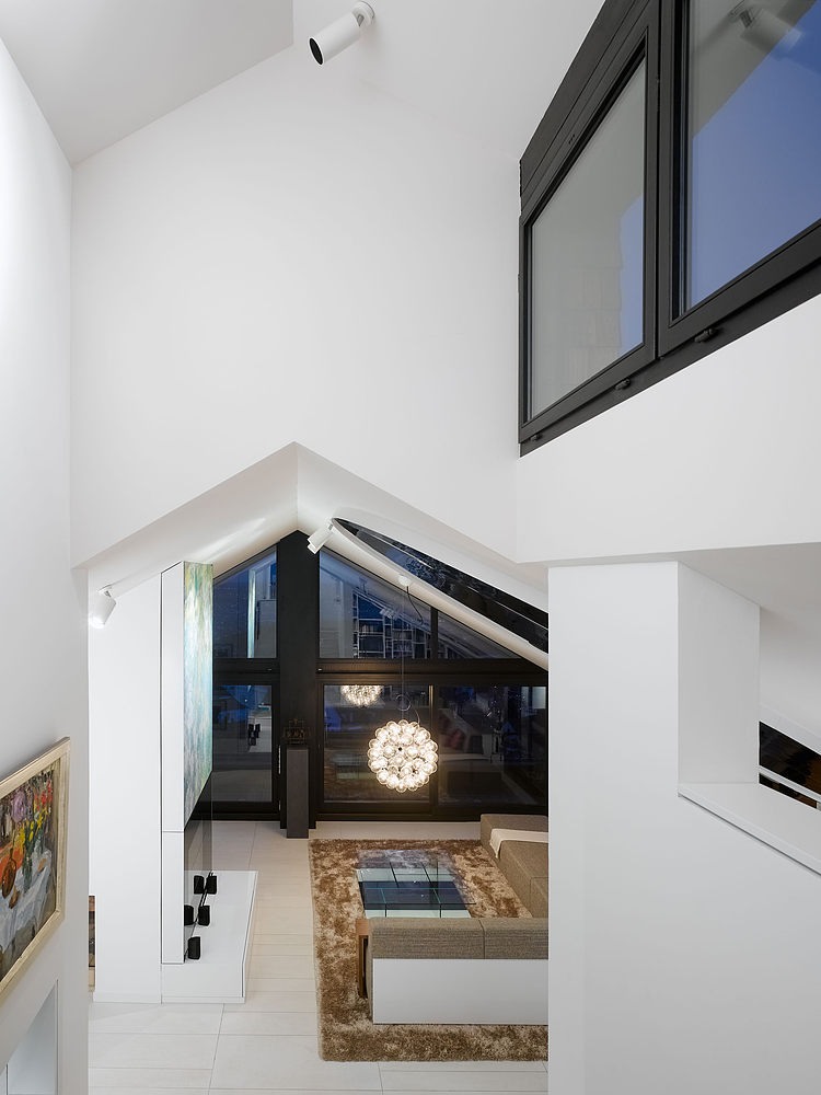 Apartment Sch by Ippolito Fleitz Group