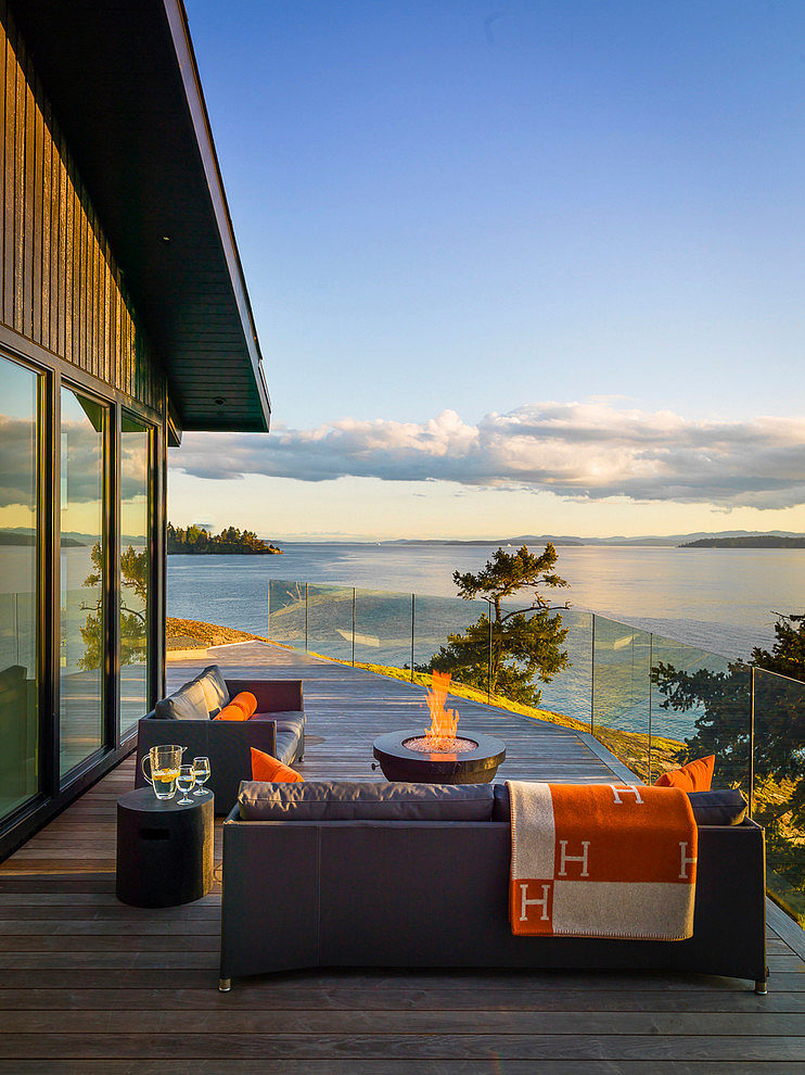 Island Retreat by Johnson + McLeod Design Consultants
