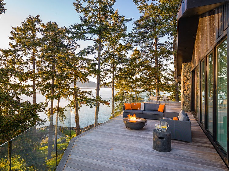 Island Retreat by Johnson + McLeod Design Consultants