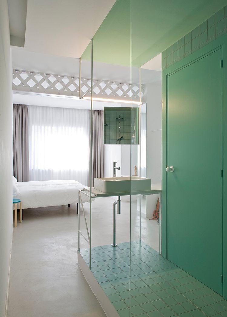 Rocha Apartment by CaSA