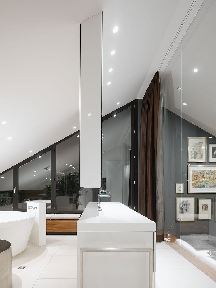 Apartment Sch by Ippolito Fleitz Group
