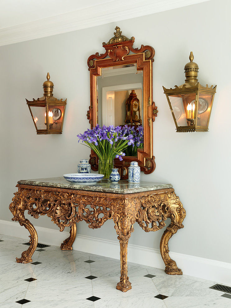 Georgian Home by Gordon Gibson Construction