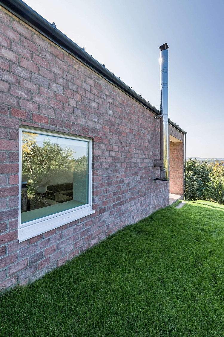 The Long Brick House by Foldes & Co. Architects