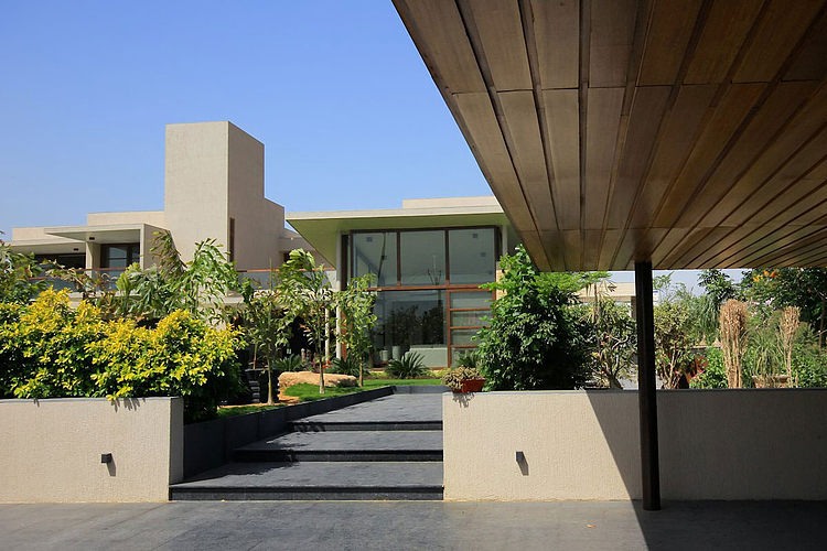 The Urbane House by Hiren Patel Architects