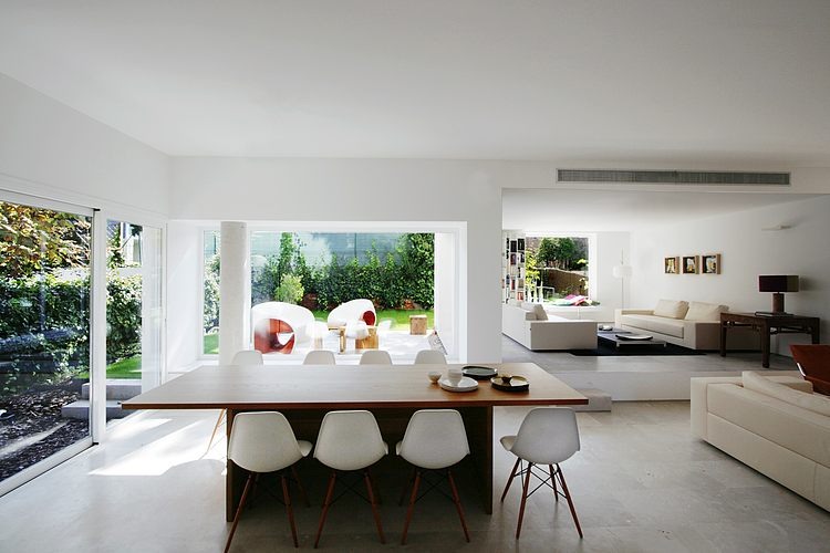 Casa Cambrils by Ábaton Arquitectura