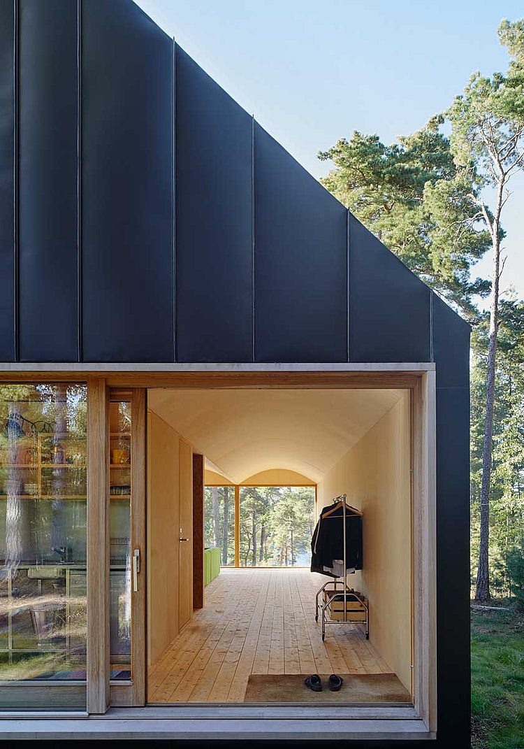 House Husarö by Tham & Videgård Arkitekter