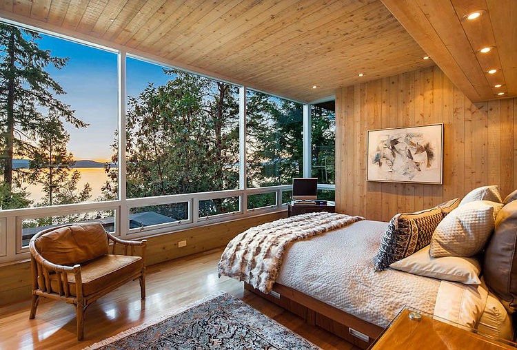 North Saanich Residence