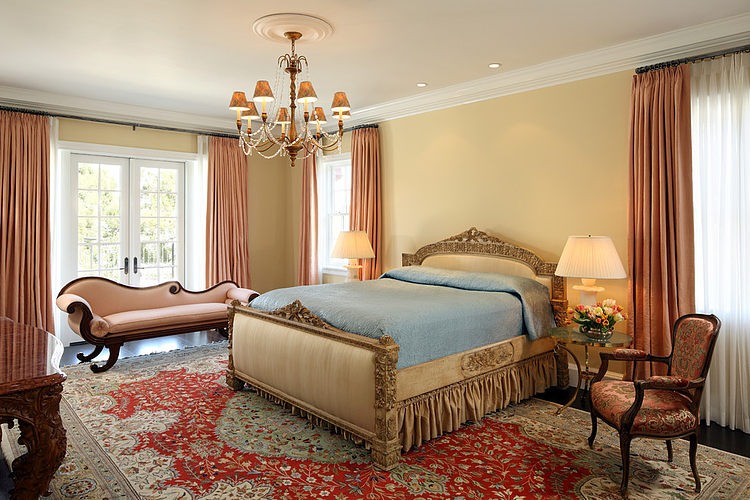 Georgian Home by Gordon Gibson Construction