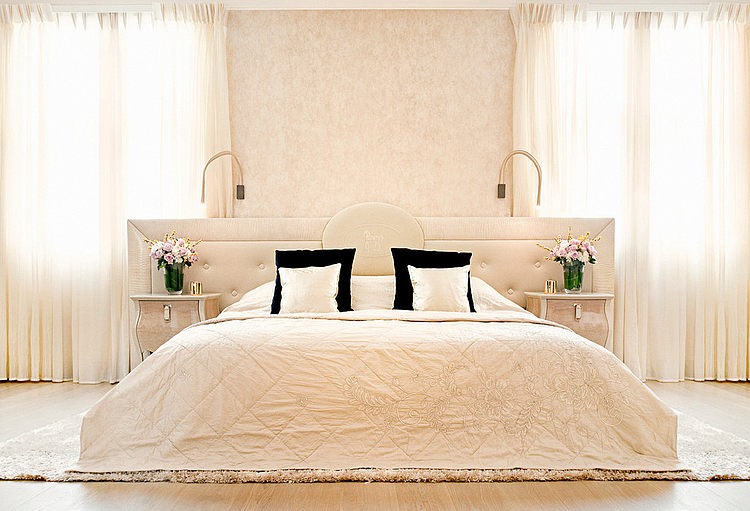 Palace Court by Roselind Wilson Design