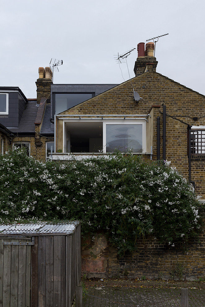 Ambergate Street by Francesco Pierazzi Architects