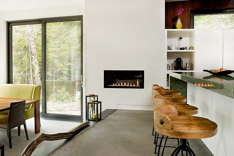 Chalet Lac Gate by Boom Town