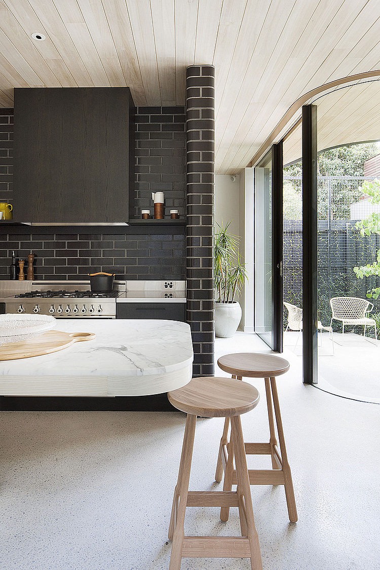 Brick House by Clare Cousins Architects