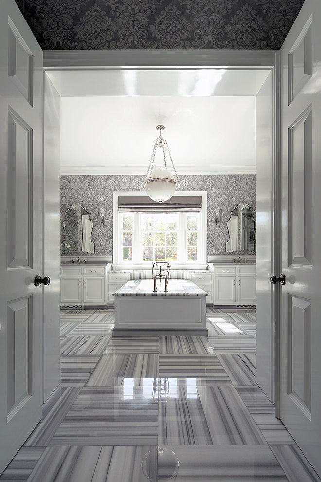 Georgian Home by Gordon Gibson Construction