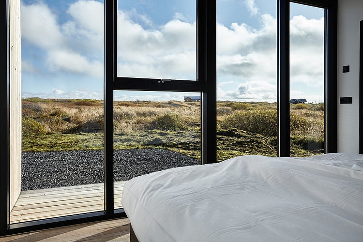 Dynjandisvegur Retreat by Tonnatak
