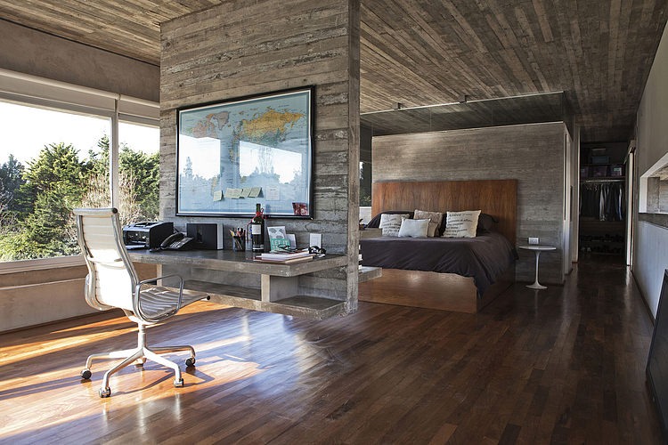 Torcuato House by BAK arquitectos