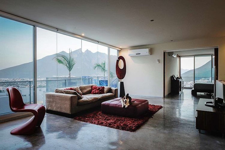 Casa IPE by P+0 Architecture