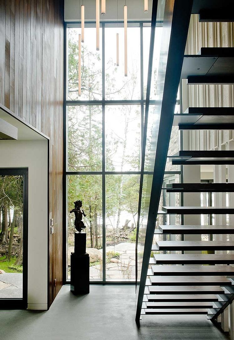 Chalet Lac Gate by Boom Town
