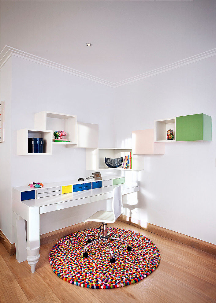 Palace Court by Roselind Wilson Design
