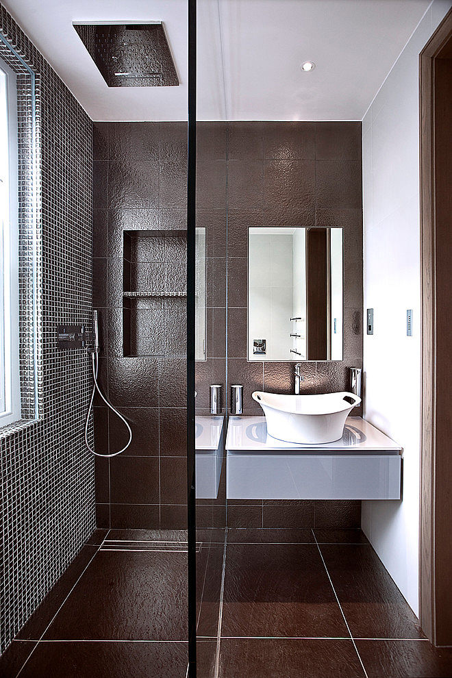 Palace Court by Roselind Wilson Design