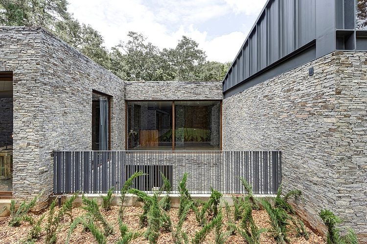 Casa MM by Elías Rizo Arquitectos
