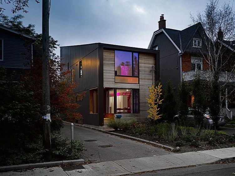 Garden House by LGA