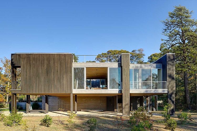 Northwest Harbor House by Bates Masi + Architects