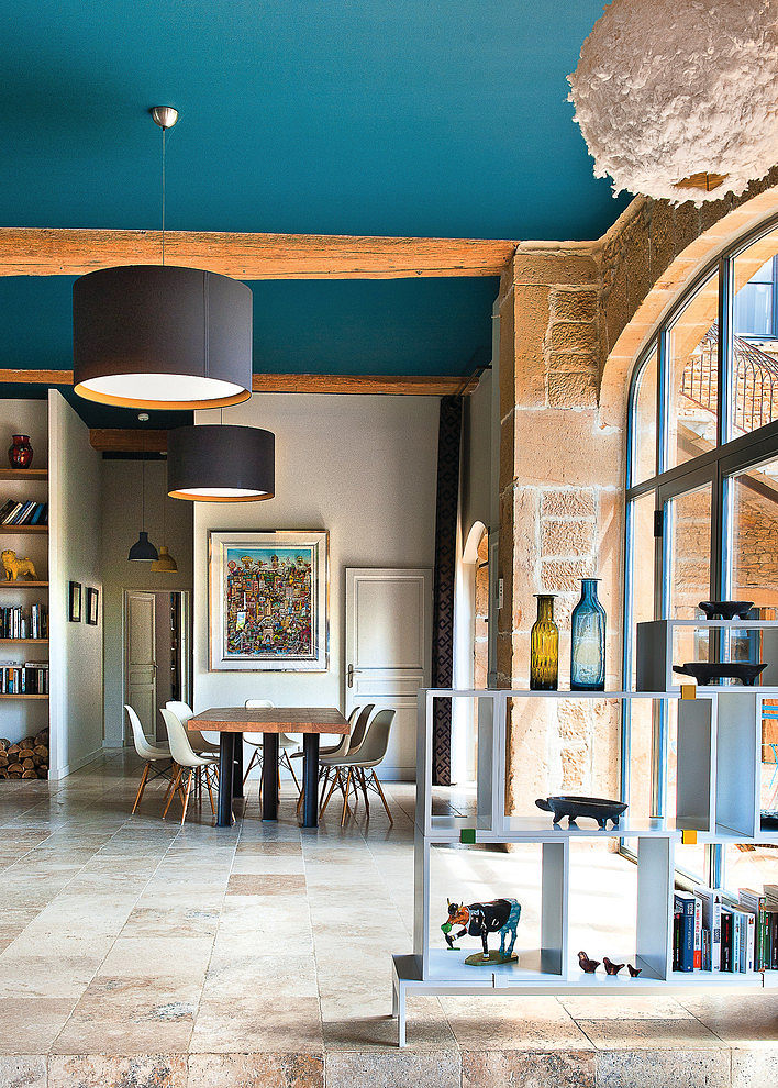 Farmhouse Renovation by Dizing