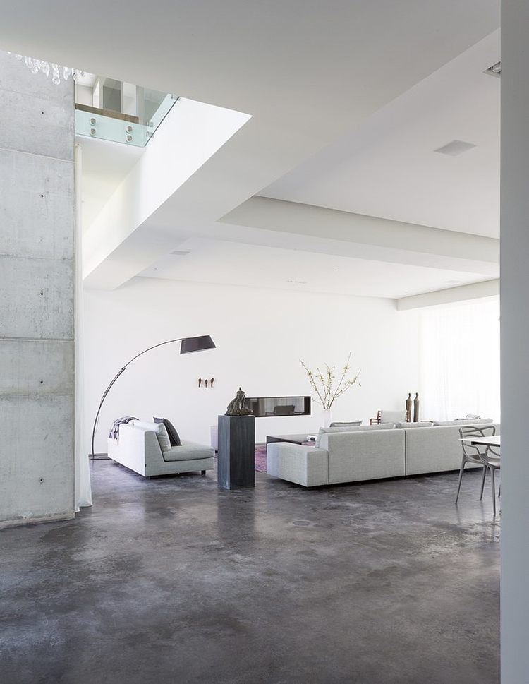 Peribere Residence by Max Strang Architecture