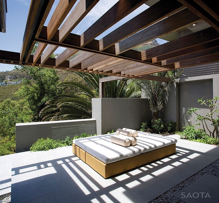 Kloof 151 by SAOTA