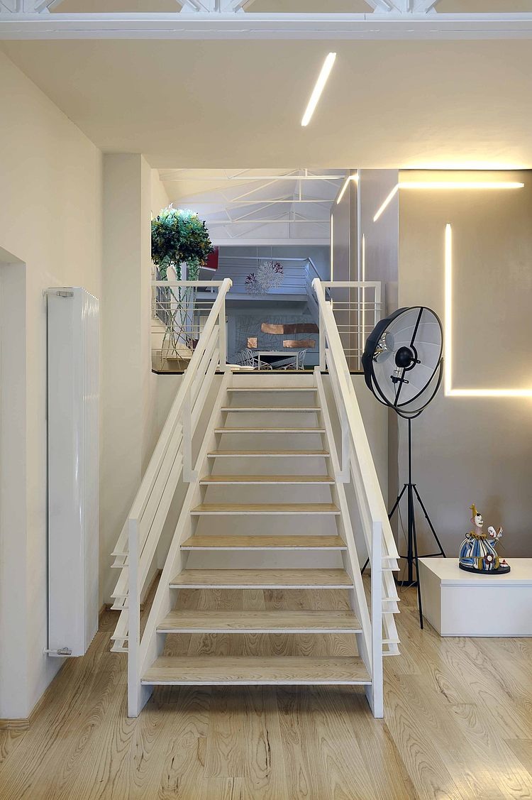 Loft in Rome by Angelo Luigi Tartaglia
