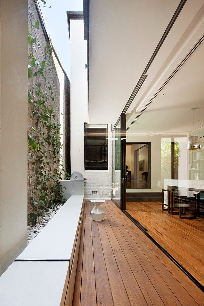 Mary St Residence by Matt Gibson Architecture + Design